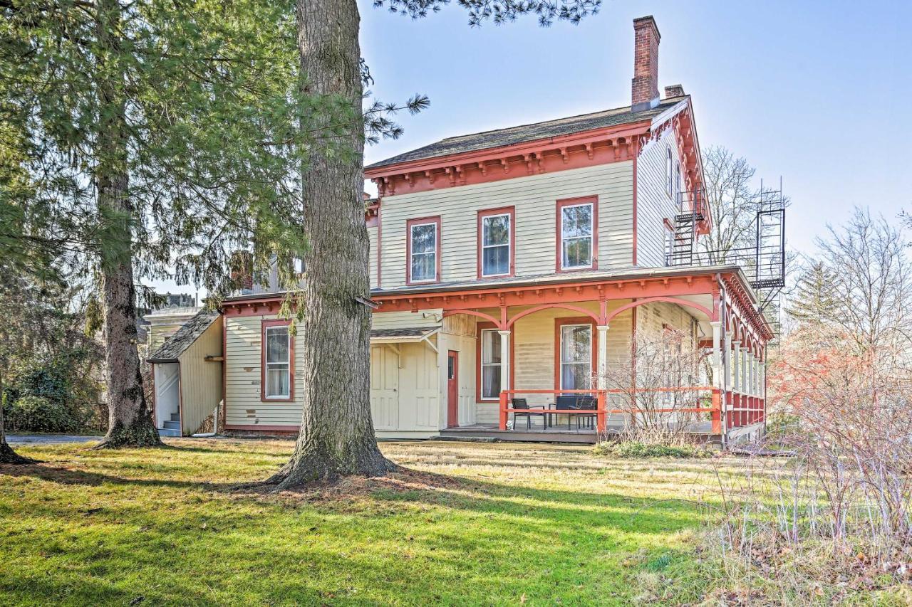 Historic Poughkeepsie Apt - Walkable Location Exterior photo